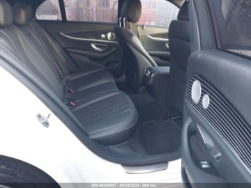 Mercedes Klasa E W213 2020 Mercedes-Benz Klasa E 2020r, 350, 4Matic, 2.0L 2.0 Benzyna 255KM, zdjęcie 12
