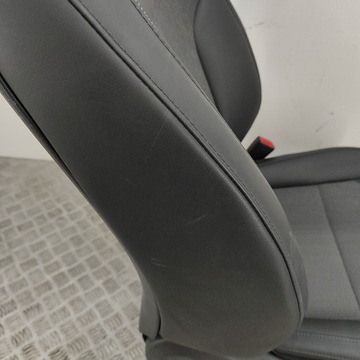 KIA EV6 2021 PRAVÁ STRANA SEDADLO PŘEDNÍ SPOLUJEZDCE