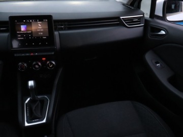 Renault Clio V Hatchback 5d Hybrid 1.6 E-TECH 140KM 2020 Renault Clio E-Tech Hybrid, Salon Polska, zdjęcie 7