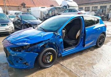 Ford Focus IV Hatchback Facelifting 1.0 EcoBoost MHEV 155KM 2022 Ford Focus Cena Brutto Benzyna 155KM, zdjęcie 17