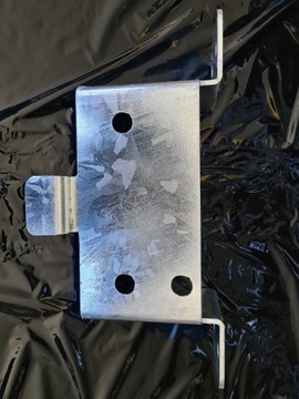 БОКОВОЕ КРЕПЛЕНИЕ ЗАПАСНОГО КОЛЕСА IVECO DAILY