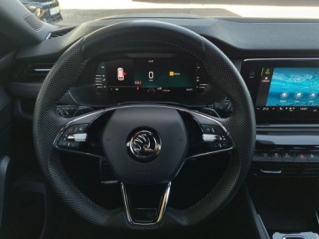 Skoda Octavia IV Kombi 2.0 TDI 150KM 2023 Skoda Octavia Sportline serwis ASO 2.0TDI 150KM bezwypadkowy pakiety Smart, zdjęcie 15