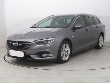 Opel Insignia I Sports Tourer Facelifting 1.6 CDTI Ecotec 136KM 2017 Opel Insignia 1.6 CDTI, Skóra, Navi, Klima, zdjęcie 1