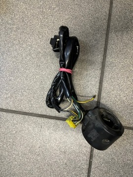 Suzuki GV 700 Madura Переключатель правый