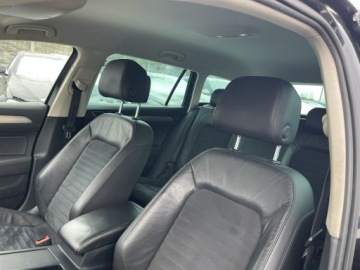 Volkswagen Passat B8 Variant 2.0 TDI 150KM 2015 Volkswagen Passat Variant Highline Automat Podgrz., zdjęcie 8