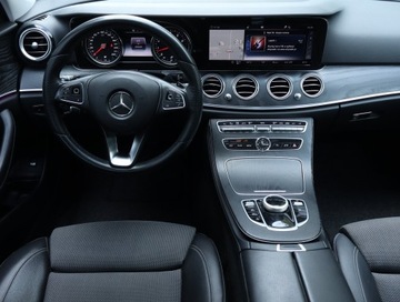Mercedes Klasa E W213 Cabrio 2.0 200 184KM 2018 Mercedes E E 200, Automat, Skóra, Navi, Klima, zdjęcie 6