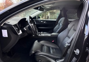 Volvo V60 II  2022 Volvo V60 LIFT FullLed Skora Kamera Podgrz Fotele Kierownica Alu19 Gwaranc, zdjęcie 4