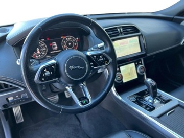 Jaguar XE Sedan Facelifting 2.0 i4P 300KM 2019 Jaguar XE Salon PL FV23 Konfiguracja 282tys Mocno doposazony Gwarancja, zdjęcie 9