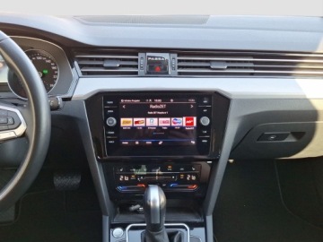 Volkswagen Passat B8 Variant Facelifting 1.5 TSI EVO 150KM 2022 Volkswagen Passat VW Passat 1.5 TSI Evo Business DSG IQ Drive pakiet Comfo, zdjęcie 14