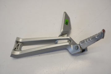 YAMAHA YZF-R 125 14-18 SET PODNÓŻEK PASAŻERA LEWY