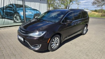 Chrysler Pacifica II 2017 Chrysler Pacifica Skóra El Drzwi El Klapa Navi, zdjęcie 1