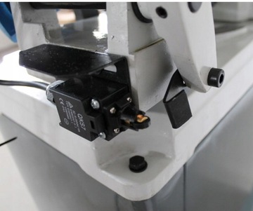 ЛЕНТОЧНАЯ ПИЛА ДЛЯ МЕТАЛЛОРЕЗА STILER BS-128HDR 400V 150 MM 3 ЛЕНТЫ HIT