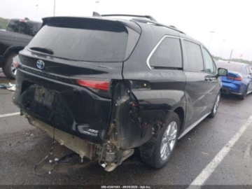 Toyota Sienna III 2022 Toyota Sienna 2022r., XSE, od ubezpieczalni 2.5 Benzyna 190KM, zdjęcie 6