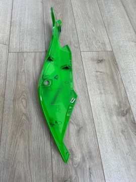 Kawasaki ZX 400 Ninja Tail Дыра слева