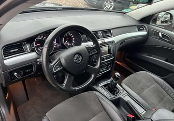 Skoda Superb II Outdoor 2.0 TDI CR DPF  140KM 2014 Skoda Superb nawigacja, skory, drugi komplet kol 2.0 Diesel 140KM, zdjęcie 13