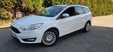 Ford Focus III Kombi Facelifting 1.5 TDCi 120KM 2018 Ford Focus 1,5TDCI 120KM Super Stan lift Import Raty Oplaty 1.5 Diesel, zdjęcie 32