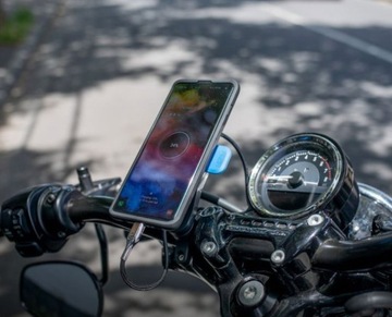 ВСТРОЕННАЯ USB-РАЗЪЕМКА QUAD LOCK МОТОЦИКЛА QUAD LOCK