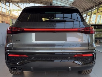 Audi Q5 II SUV Facelifting 2.0 40 TDI 204KM 2025 AUDI Q5 TDI quattro S line Suv 2.0 (204KM) 2025, zdjęcie 1