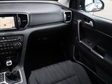 Kia Sportage III SUV Facelifting 2.0 CRDi 136KM 2016 Kia Sportage 2.0 CRDi, Navi, Klima, Klimatronic, zdjęcie 7