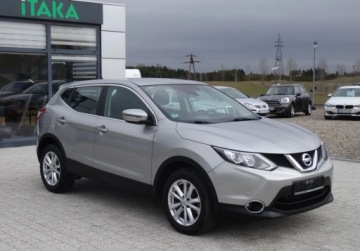 Nissan Qashqai II Crossover 1.2 DIG-T 115KM 2017 Nissan Qashqai 1.2 115KM Automat Bezwypadkowy Oplacony Okazja 1.2