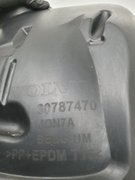 PODBĚH PRAVÝ PŘEDNÍ VOLVO C70 II 30787470