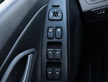 Hyundai ix35 SUV Facelifting 2.0 CRDi 136KM 2014 Hyundai ix35 2.0 CRDi, Salon Polska, zdjęcie 17