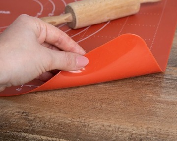 DELÍCIA SiliconPRIME Столик с зажимом 60х50 см