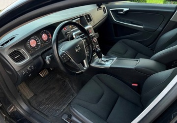 Volvo S60 II Sedan 2.0 D3 163KM 2010 Volvo S60 2.0 Diesel 163 Km D4 Momentum 2.0 Diesel 163KM, zdjęcie 14