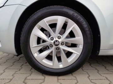 Skoda Octavia IV Liftback 1.5 TSI EVO 150KM 2024 Skoda Octavia 1.5TSI M-HEV 150KM Selection SalonPL ASO Virtual Matrix Kess, zdjęcie 34