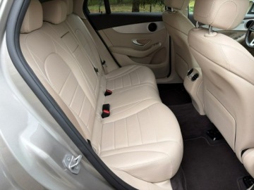 Mercedes GLC C253 Coupe Facelifting 2.0 200d 163KM 2020 Mercedes GLC 200 d Coupe Skóry CarPlay Hak FV23%, zdjęcie 19