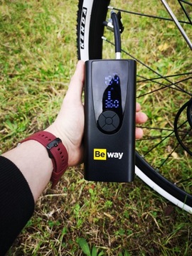 ЭЛЕКТРИЧЕСКИЙ НАСОС АВТОМОБИЛЬНЫЙ КОМПРЕССОР BEWAY COMPRESSOR 9000 мАч