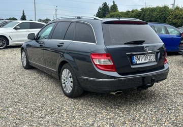 Mercedes Klasa C W204 2007 Mercedes-Benz Klasa C 2007r 2.1 Diesel 170KM, zdjęcie 2