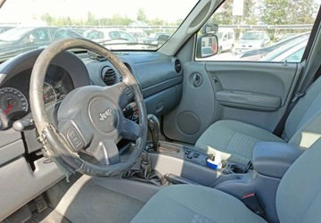 Jeep Cherokee III 2005 Jeep Cherokee Jeep Cherokee 3.7 Automatik Limited 3.7 Benzyna 204KM, zdjęcie 2