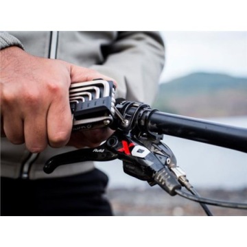 BLACKBURN WAYSIDE MULTI-TOOL 19 функций / rzepep/etu