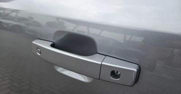 Land Rover Defender IV (L663) 90 2.0 i4P 300KM 2022 Land Rover Defender Defender MY23 2.0 I4 300 PS AWD Auto SE 90 2.0 Benzyna, zdjęcie 15