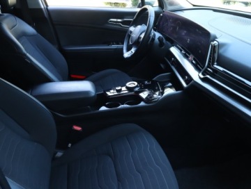 Kia Sportage V SUV 1.6 T-GDI HEV 230KM 2022 Kia Sportage 1.6 T-GDI HEV, Salon Polska, 4X4, zdjęcie 8