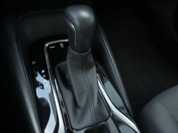 Toyota Corolla XII Sedan 1.5 VVT-i 125KM 2022 Toyota Corolla 1.5 VVT-i, Salon Polska, zdjęcie 15