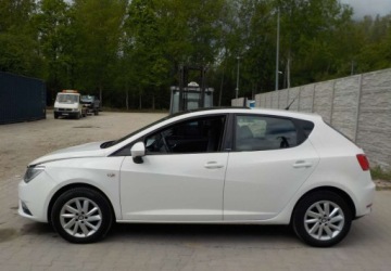 Seat Ibiza IV Hatchback 5d Facelifting 1.6 TDI CR 90KM 2013 Seat Ibiza Okazja 1.6 Diesel 90KM, zdjęcie 9