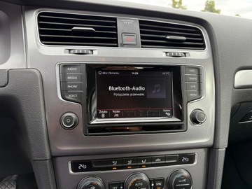 Volkswagen Golf VII Hatchback 3d 1.6 TDI BlueMotion 110KM 2015 Volkswagen Golf VII 1.6TDI 110KM Super Stan! 2015, zdjęcie 20