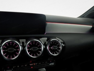 Mercedes Klasa A W177/V177 Hatchback Facelifting 1.3 200 163KM 2025 MERCEDES-BENZ A Klasa 200 AMG Line 1.3 (163KM) 2025, zdjęcie 9