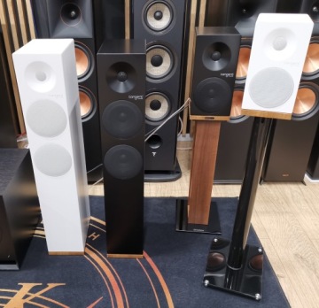 Tangent Spectrum X6 BLACK FLOOR COLUMNS