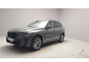 BMW X5 G05 SUV Facelifting 3.0 30d 298KM 2024 BMW X5 Bmw X5 Diesel Mr23 E6d G05 3.0 Diesel 298KM