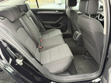 Volkswagen Passat B8 Limousine Facelifting 2.0 TDI SCR 150KM 2020 Volkswagen Passat 2,0 TDi DSG EVO Business, FV23%, zdjęcie 9