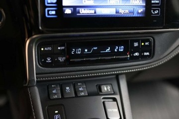 Toyota Auris II 2018 Toyota Auris Hybrid 135 Prestige 1.8 Hybryda 99KM, zdjęcie 18