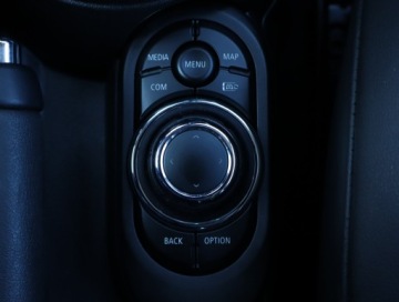 Mini Mini F56 Hatchback 3d Facelifting II Cooper 136KM 2023 MINI 5-door Copper, Salon Polska, Serwis ASO, zdjęcie 16