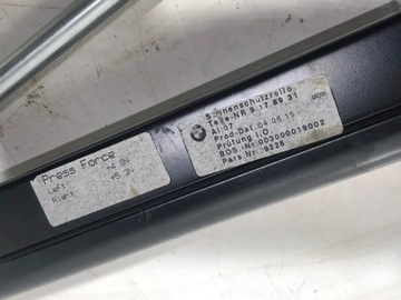 BMW 5 F10 F11 2012 POLIČKY ZADNÍ