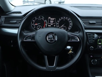 Skoda Superb III Liftback 1.4 TSI 150KM 2015 Skoda Superb 1.4 TSI, Salon Polska, Klima, zdjęcie 18