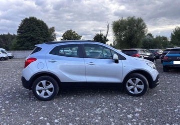 Opel Mokka I SUV 1.6 CDTI Ecotec 136KM 2016 Opel Mokka 1.6D 136KM ful opcja navi kamera zadbany BEZWYPADKOWY 1.6 Diesel, zdjęcie 5
