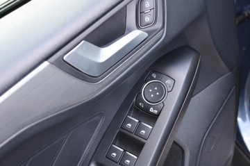 Ford Focus IV Hatchback 2.0 EcoBlue 150KM 2020 FORD Focus TITANIUM, zdjęcie 7