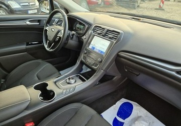 Ford Mondeo V Kombi Facelifting 2.0 EcoBlue 150KM 2020 Ford Mondeo Maly przebieg Automat 2.0 Diesel 150KM, zdjęcie 16